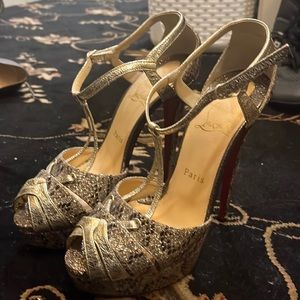 Limited Black/Silver sparkle Round Chick Christian Louboutin